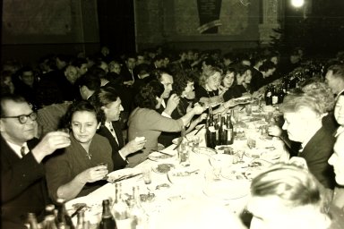 Rūjienas mednieku un mak&scaron;ķernieku Jaunā gada ballīte 1964.gadā - Foto №1304