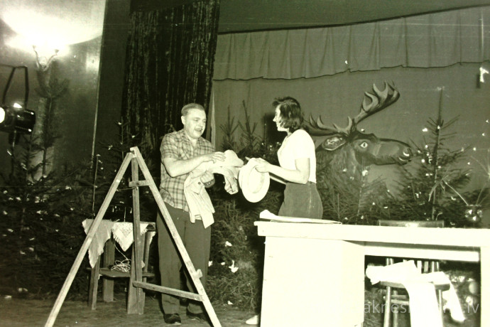 Rūjienas mednieku un mak&scaron;ķernieku Jaunā gada ballīte 1964.gadā - Foto №1281