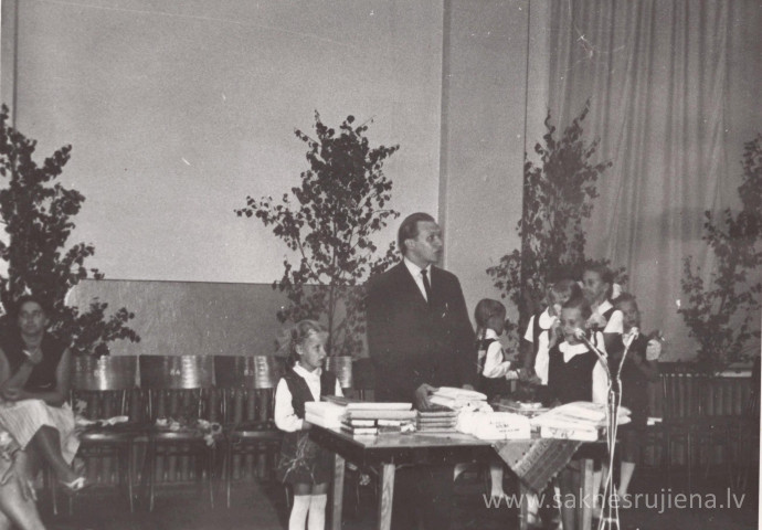 Rūjienas kultūras nama sadzīves tradīcijas Padomju gados - Foto №1328