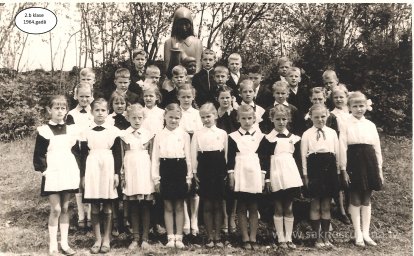 Rūjienas vidusskolas skolēni 1964.gadā - Foto №415