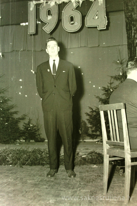 Rūjienas mednieku un mak&scaron;ķernieku Jaunā gada ballīte 1964.gadā - Foto №1287