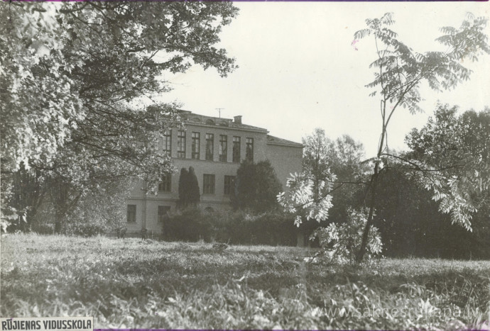 1987.gads Rūjienā - Foto №1369