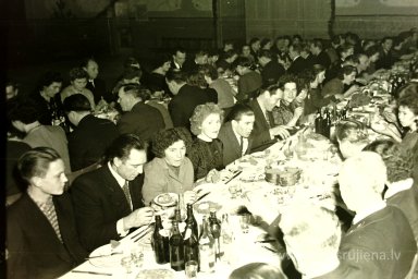 Rūjienas mednieku un mak&scaron;ķernieku Jaunā gada ballīte 1964.gadā - Foto №1317