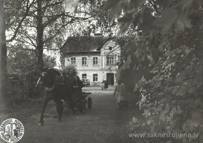 1987.gads Rūjienā - Foto №1384