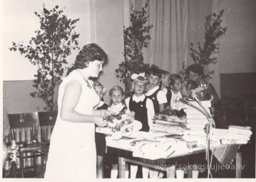 Rūjienas kultūras nama sadzīves tradīcijas Padomju gados - Foto №1327